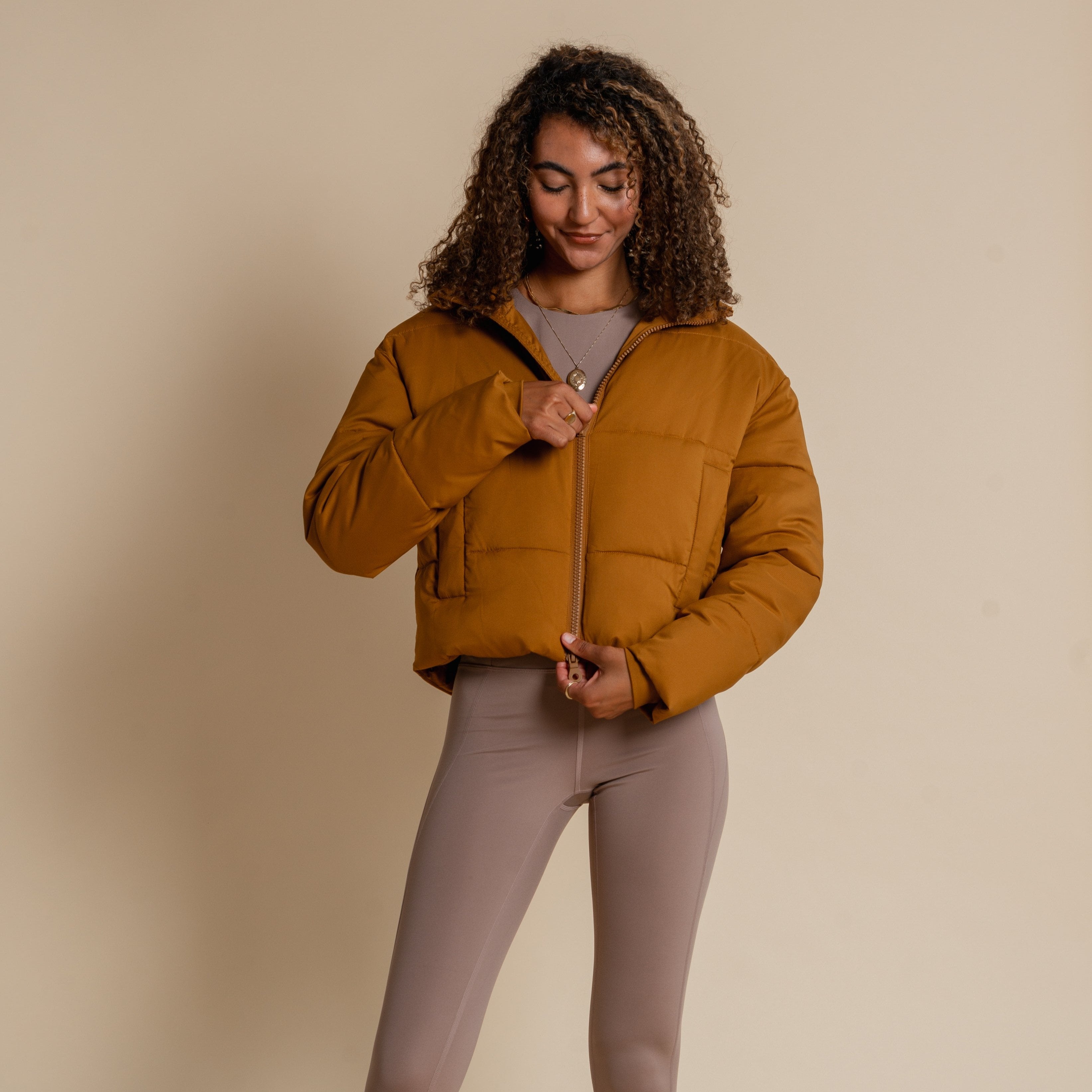 Girlfriend Collective Puffer Jacket "Cropped"