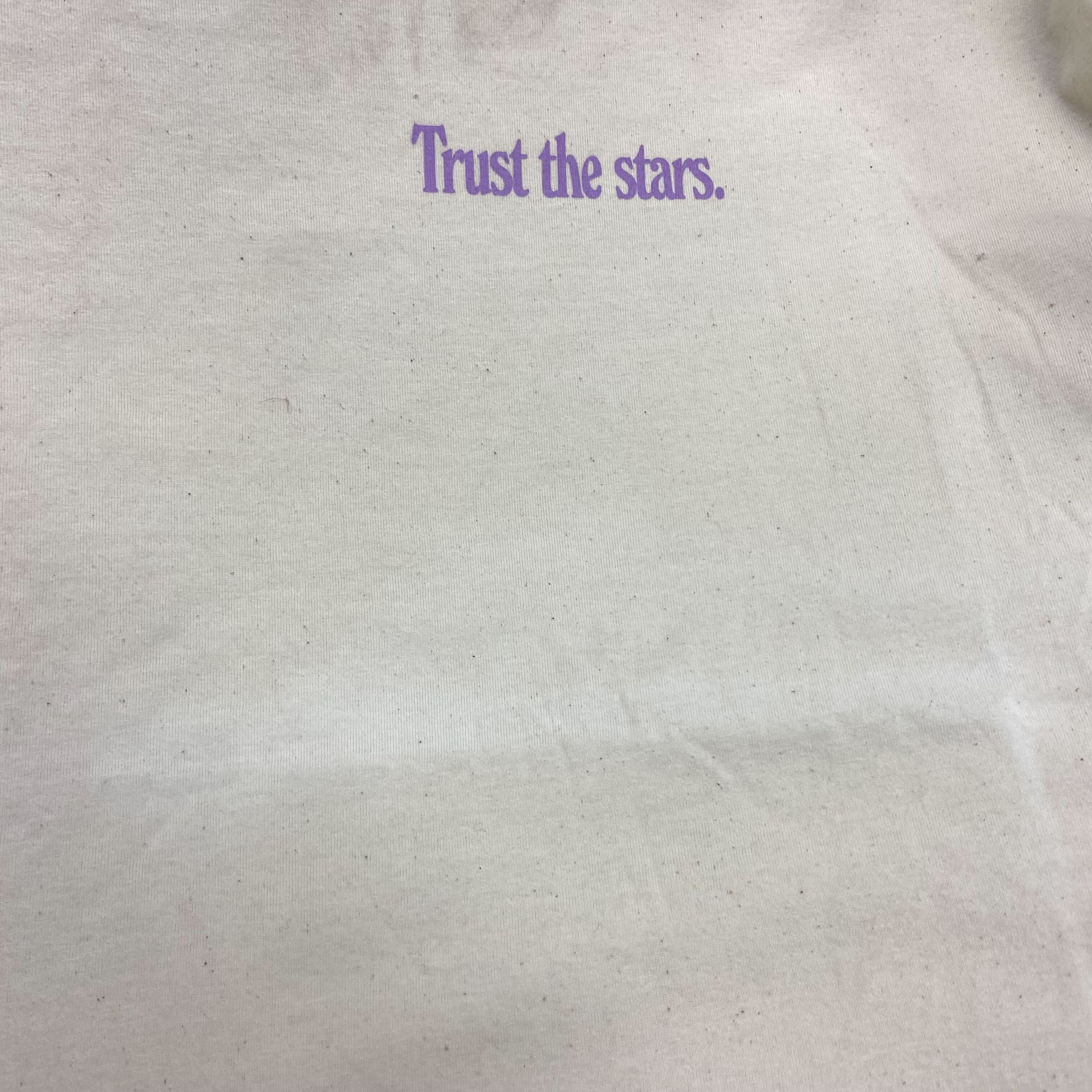 Navucko T-Shirt "Trust the stars, know your strenghts" - Dritte Wahl