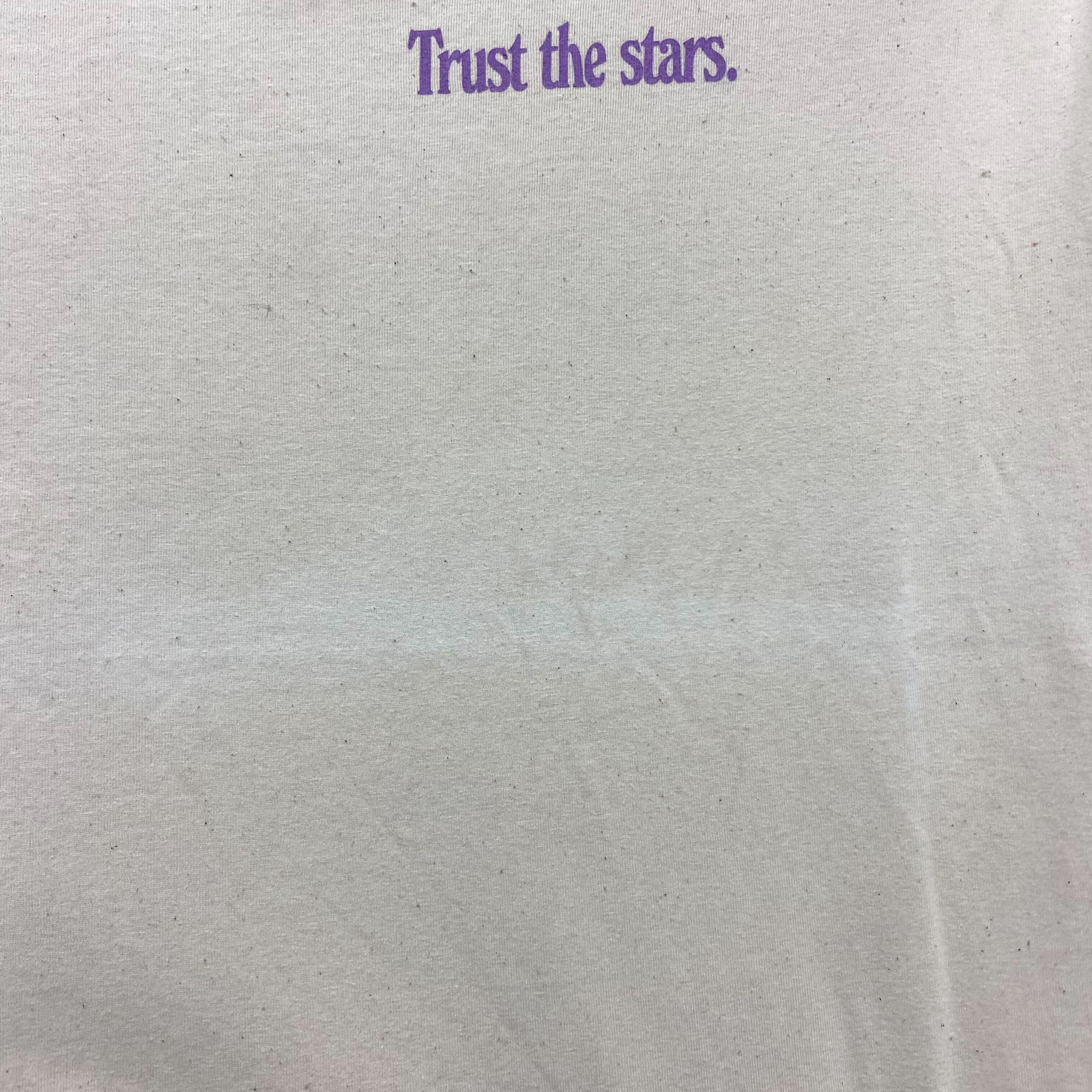 Navucko T-Shirt "Trust the stars, know your strenghts" - Dritte Wahl