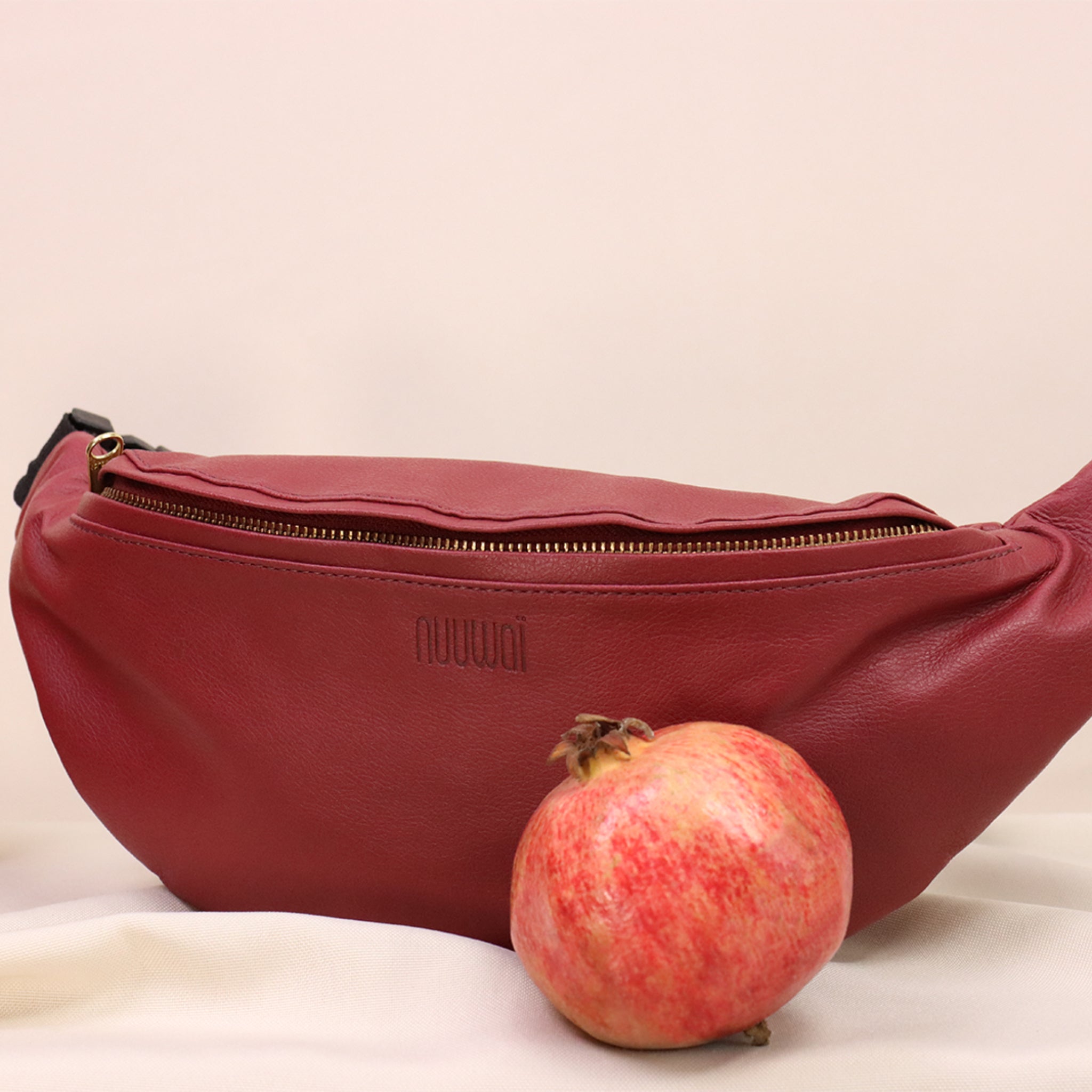 nuuwai Vegane Hip Bag "MIKA"