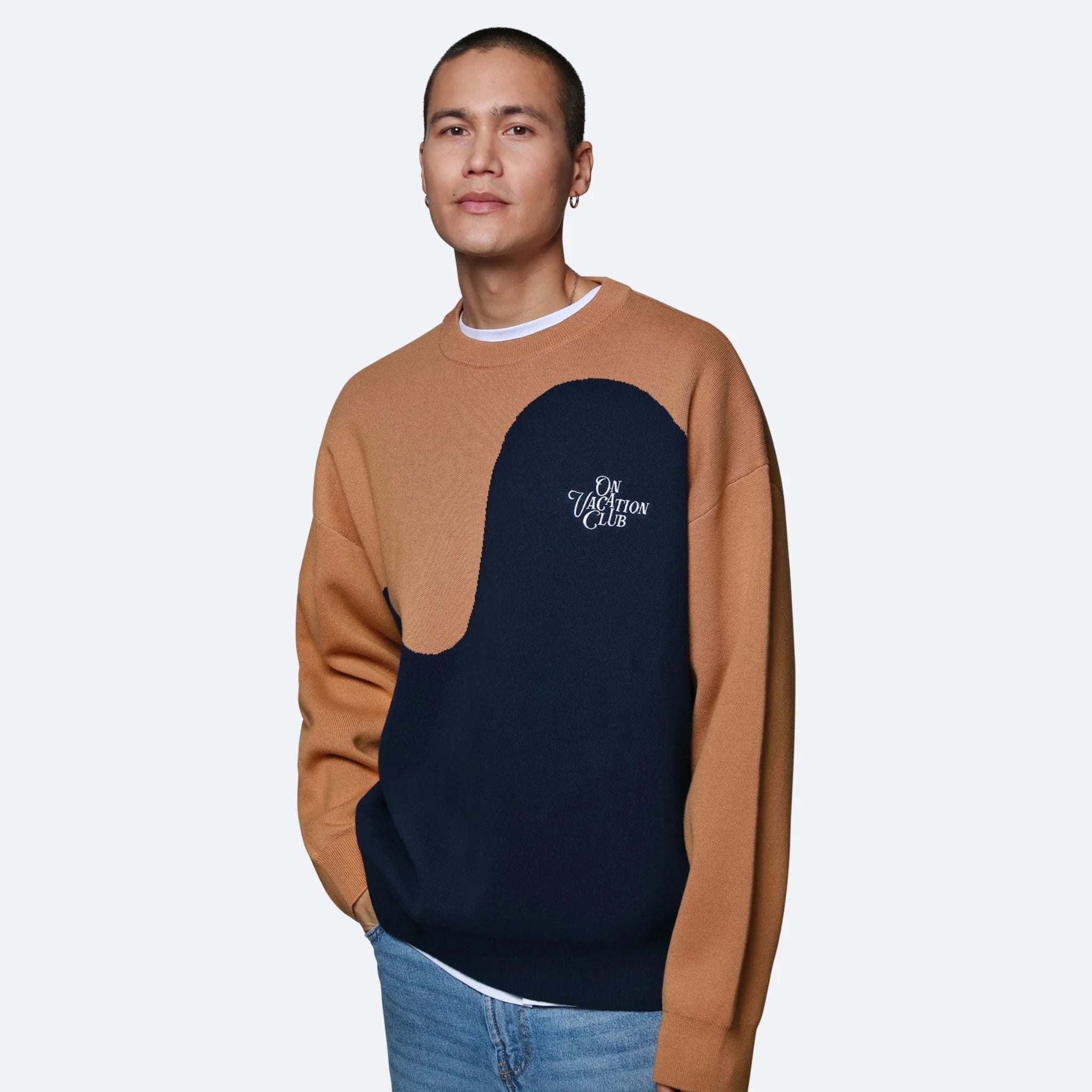 On Vacation Unisex Sweater "Wave Knit"