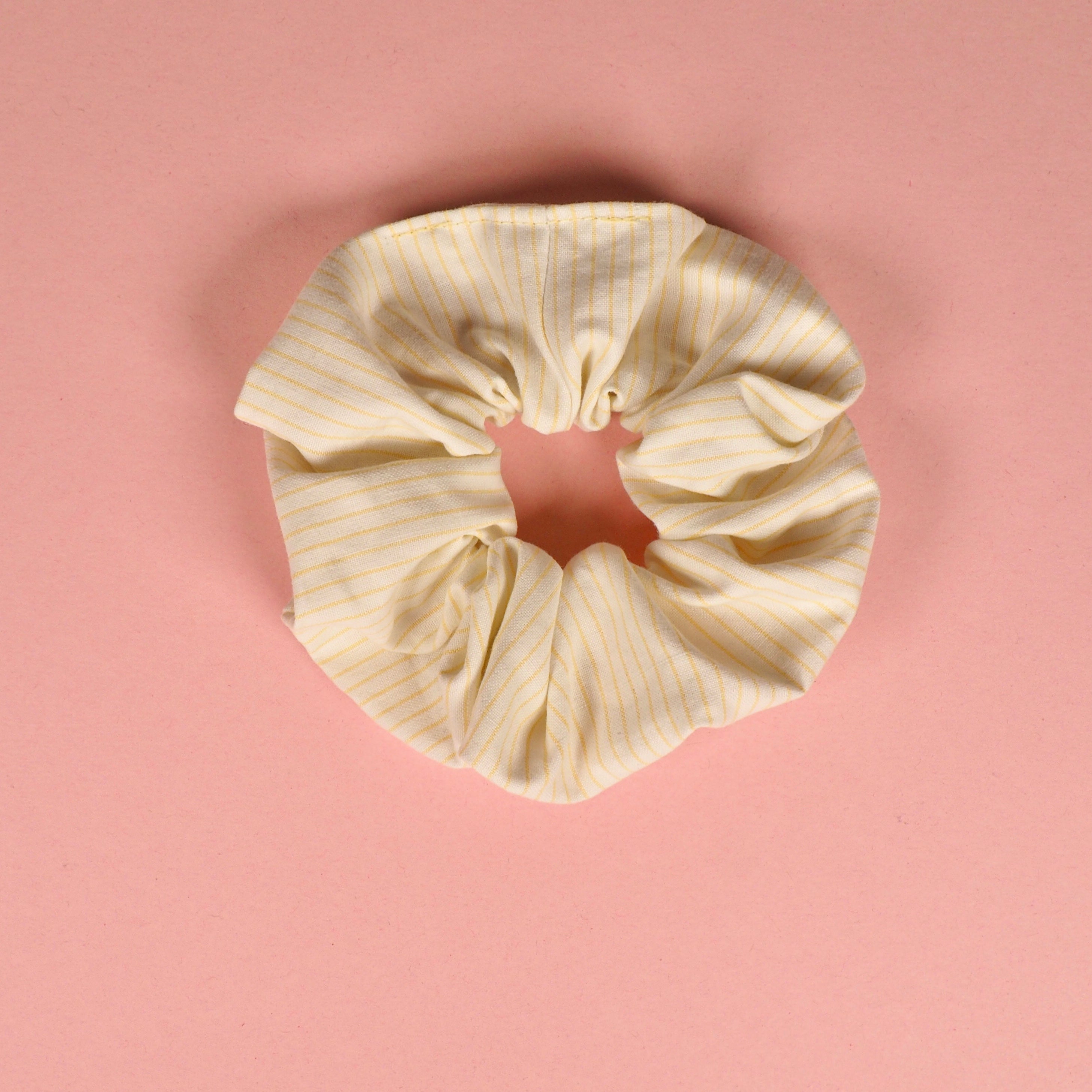 wassi handmade Scrunchie