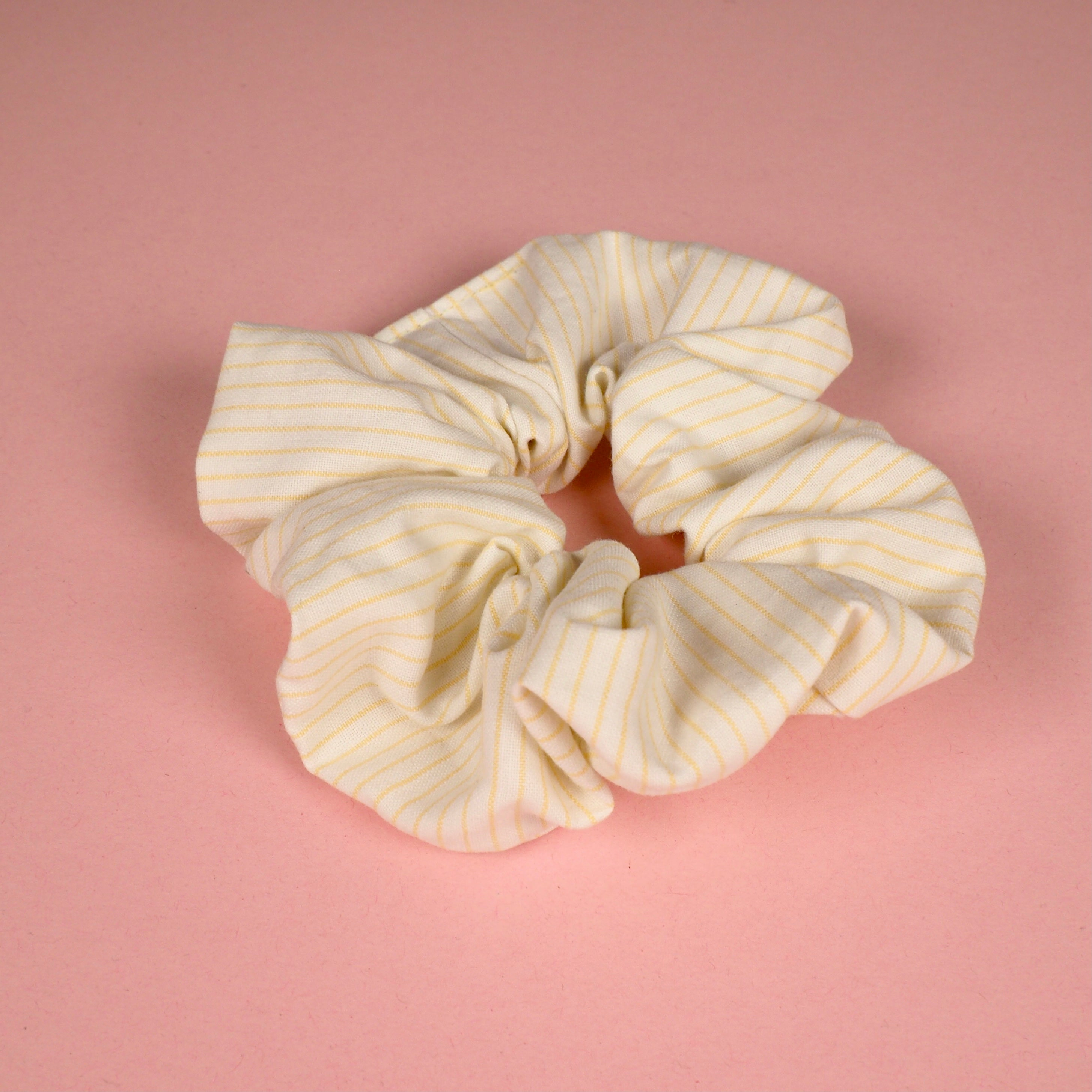 wassi handmade Scrunchie